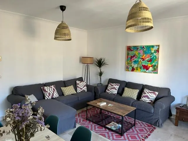Apartment Amador Apartamento Familiar Centro Parking Amador De Los Rios Seville